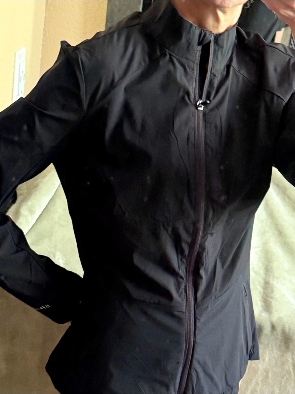 Spyder Black Hooded Utility Jacket with Streamlined Fit Size Sm Active wear